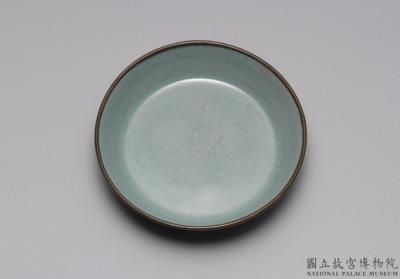 图片[3]-Dish with bluish-green glaze and bing mark, Ru ware, Northern Song dynasty, late 11th – early 12th century-China Archive